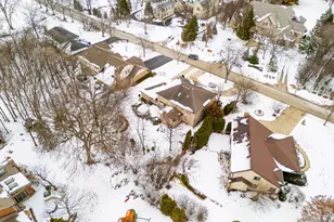 7624 Forest Hill Rd, Burr Ridge, IL 60527 - Photo 33