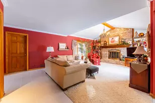 7624 Forest Hill Rd, Burr Ridge, IL 60527 - Photo 11