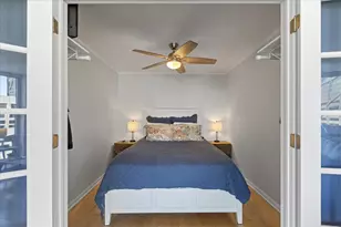 111 E Chestnut St, Chicago, IL 60611 - Photo 11