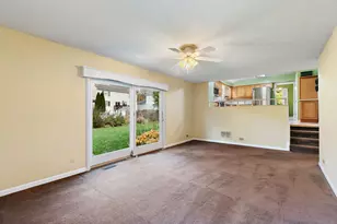 517 Sheffield Rd, Naperville, IL 60565 - Photo 9