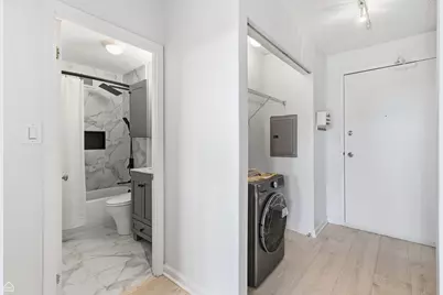 450 W Briar Place #10H, Chicago, IL 60657 - Photo 7