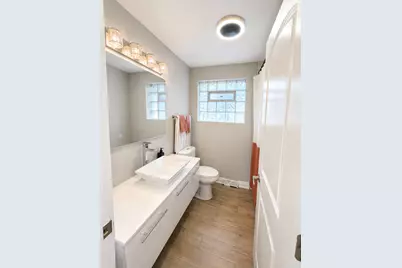 14008 S Saginaw Avenue, Burnham, IL 60633 - Photo 9