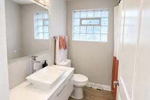 14008 S Saginaw Ave, Burnham, IL 60633 - Photo 9