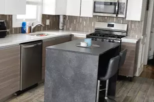 14008 S Saginaw Ave, Burnham, IL 60633 - Photo 7