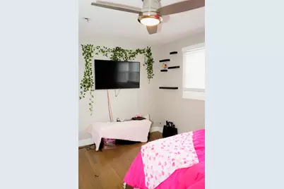 14008 S Saginaw Avenue, Burnham, IL 60633 - Photo 17