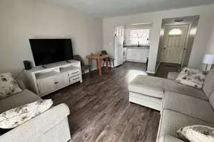 30 Tilton Manor Dr, Rochelle, IL 61068 - Photo 3