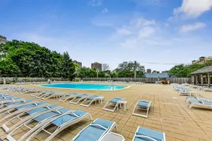 4250 N Marine Dr, Chicago, IL 60613 - Photo 27