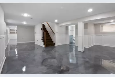 7700 S Paxton Avenue, Chicago, IL 60649 - Photo 13