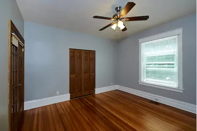 212 W Russell Street #1, Barrington, IL 60010 - Photo 3