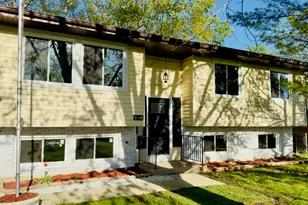 527 Northgate Rd, Lindenhurst, IL 60046 - Photo 31