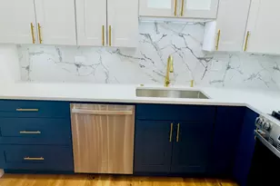 527 Northgate Rd, Lindenhurst, IL 60046 - Photo 11