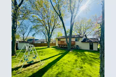 527 Northgate Road, Lindenhurst, IL 60046 - Photo 35