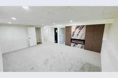 527 Northgate Road, Lindenhurst, IL 60046 - Photo 23