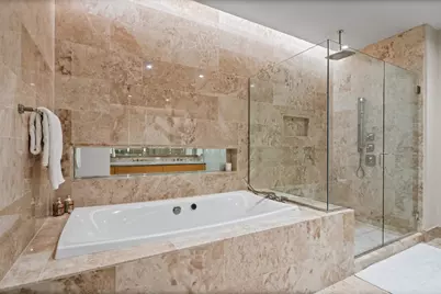 363 E Wacker Drive #1906, Chicago, IL 60601 - Photo 19