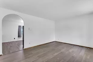 1103 Austin Dr, Urbana, IL 61802 - Photo 5