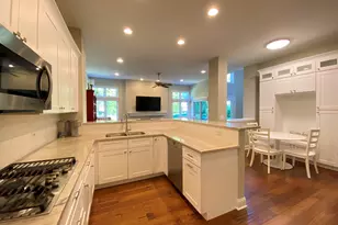 2428 Ridgewood Ct, Aurora, IL 60502 - Photo 11