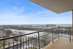 [Address not provided], Chicago, IL 60645 - Photo 13