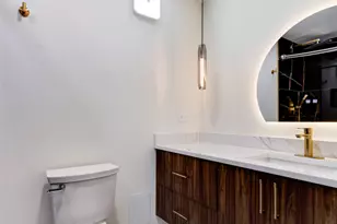 [Address not provided], Chicago, IL 60645 - Photo 23