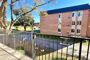 1104 N Mill St, Naperville, IL 60563 - Photo 11