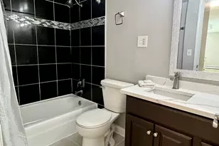 1104 N Mill St, Naperville, IL 60563 - Photo 13