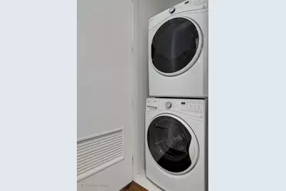 668 N Kingsbury Street #206, Chicago, IL 60654 - Photo 25