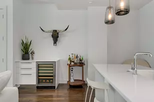 668 N Kingsbury St, Chicago, IL 60654 - Photo 11