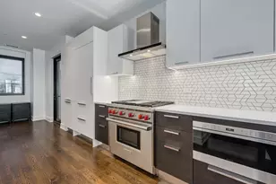 668 N Kingsbury St, Chicago, IL 60654 - Photo 13