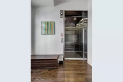 668 N Kingsbury Street #206, Chicago, IL 60654 - Photo 3