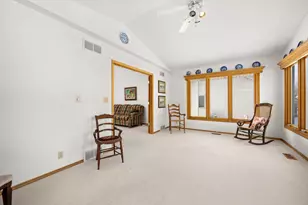 1755 Brock Cir, Sycamore, IL 60178 - Photo 17