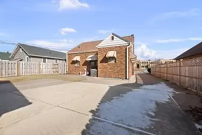 2030 40th Street, Rock Island, IL 61201 - Photo 31