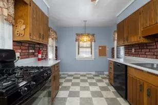 2030 40th St, Rock Island, IL 61201 - Photo 15