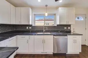 9115 S Green St, Chicago, IL 60620 - Photo 5