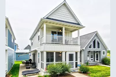 179 Leeward Way #18, Ottawa, IL 61350 - Photo 1