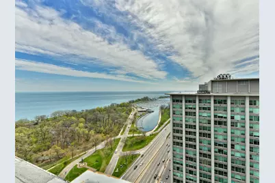3600 N Lake Shore Drive #216, Chicago, IL 60613 - Photo 17