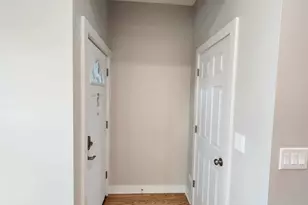 6321 S Eberhart Ave, Chicago, IL 60637 - Photo 5