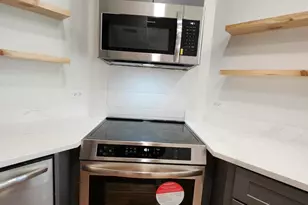 6321 S Eberhart Ave, Chicago, IL 60637 - Photo 13