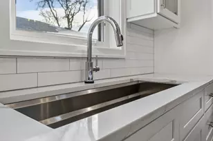 5321 S Nordica Ave, Chicago, IL 60638 - Photo 21