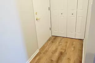 318 W Naperville Rd, Westmont, IL 60559 - Photo 3