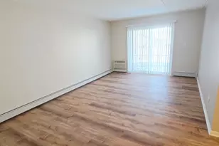 318 W Naperville Rd, Westmont, IL 60559 - Photo 5