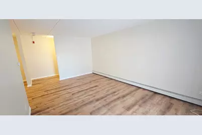 318 W Naperville Road #3, Westmont, IL 60559 - Photo 7