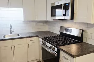 318 W Naperville Rd, Westmont, IL 60559 - Photo 13