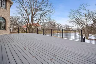 14 Ambriance Dr, Burr Ridge, IL 60527 - Photo 45