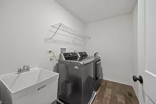 249 Hoffmann Dr, Buffalo Grove, IL 60089 - Photo 37