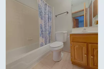 6 N Victoria Lane #D, Streamwood, IL 60107 - Photo 13