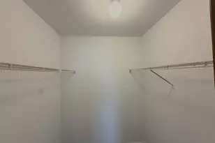 6 N Victoria Ln, Streamwood, IL 60107 - Photo 11