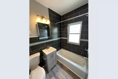 5745 W Wellington Avenue #1, Chicago, IL 60634 - Photo 9