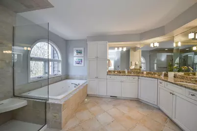 1907 Shoreline Drive, Saint Charles, IL 60174 - Photo 17