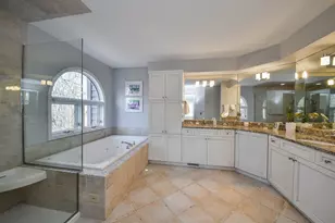 1907 Shoreline Dr, Saint Charles, IL 60174 - Photo 17