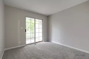 543 Grosse Pointe Cir, Vernon Hills, IL 60061 - Photo 19