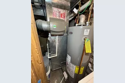 2414 Harvey Avenue, Berwyn, IL 60402 - Photo 15